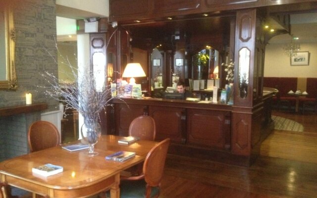 Barry's Hotel