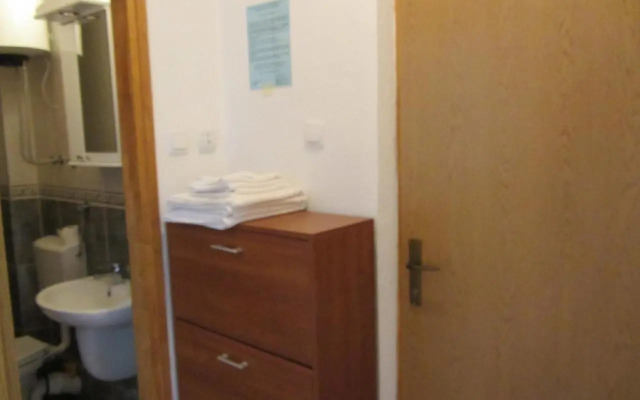 Apartment on Vitodolska 4