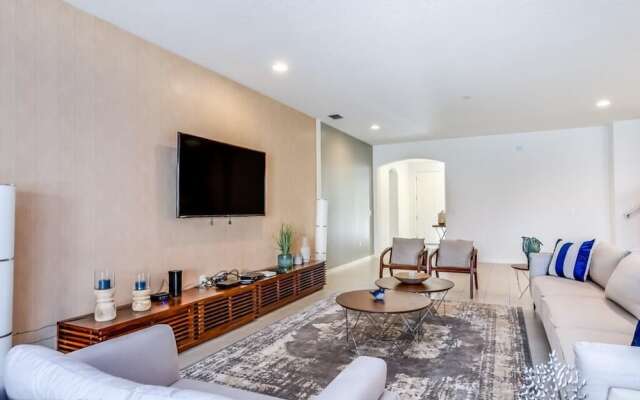 7013ows 14 Bed 14 Bedroom Home