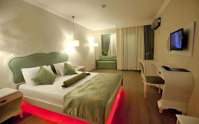 Sentinus Beach Hotel