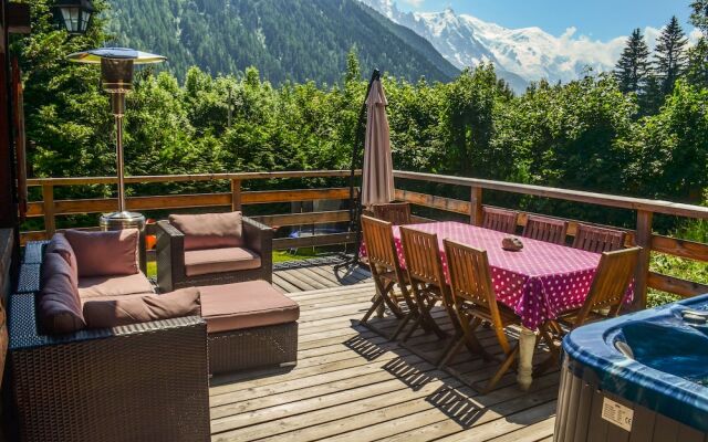 Chalet Falcon