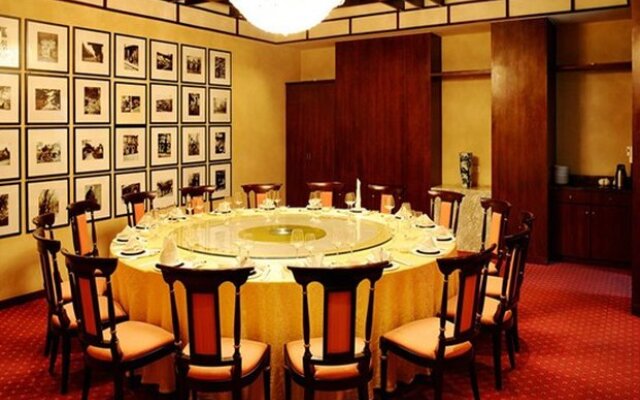 Sovereign Hotel