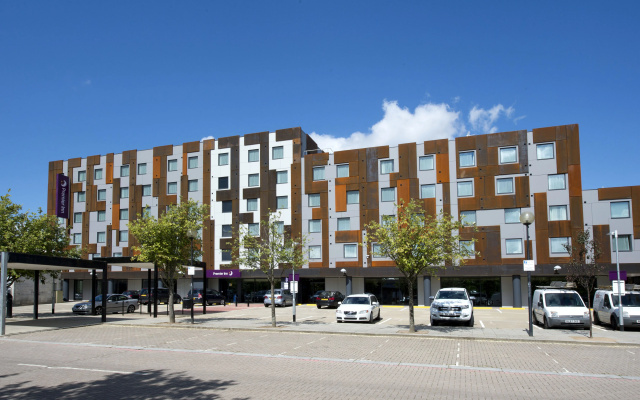 Premier Inn Milton Keynes Central Theatre District