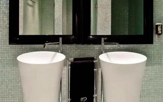 Mikro Papigo 1700 Hotel & Spa