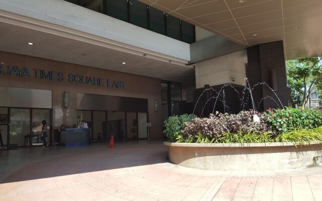 Times Square by Rihanna Service Suite