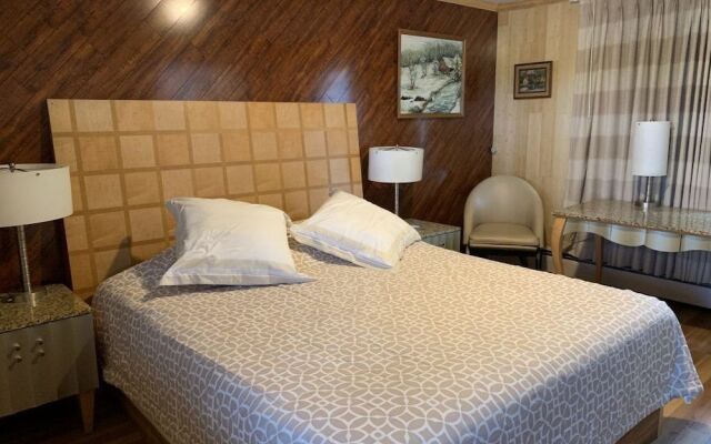 Wisconsin-Aire Motel By OYO Random Lake