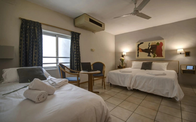 Sliema Chalet Hotel
