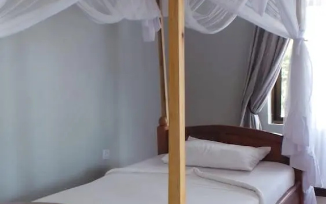 Bushroute Lodge