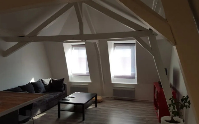 T3 Rénové tout Confort proche métro