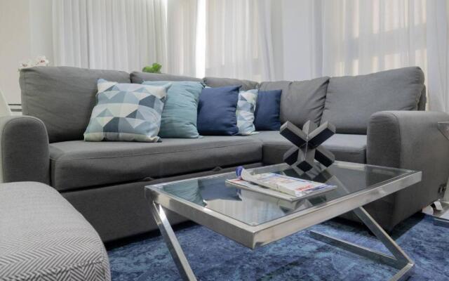 Downtown 1br Cozy Stylish Sleeps4wifigymjacuzzi D7
