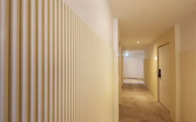 Hotel Urban Brown