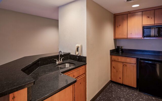 Best Western Greenfield Inn
