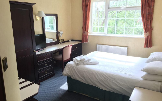 Cedar Tree Hotel