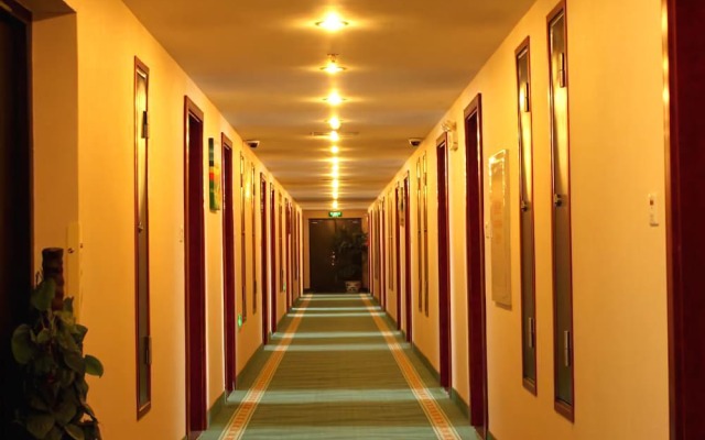 GreenTree Inn Yangzhou Shou West Lake Business Hotel