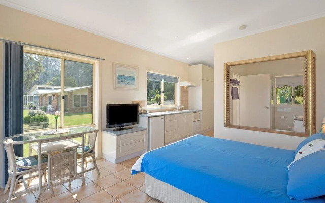 Quarantine Bay Beach Cottages