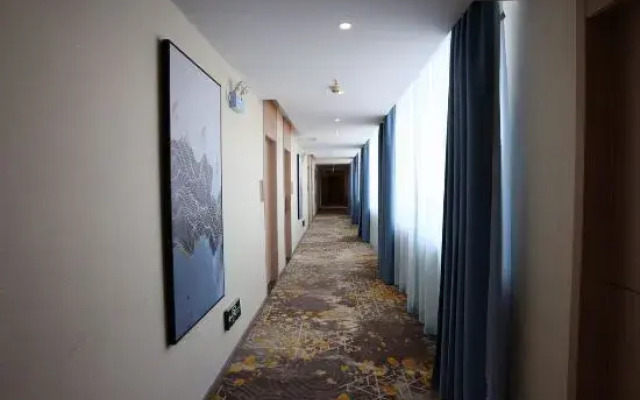 Longqiao Hotel (Yichang Yiting Three Gorges Airport)