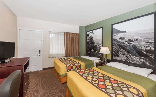 Super 8 by Wyndham Monterey