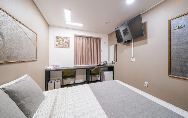 Hotel Major 2