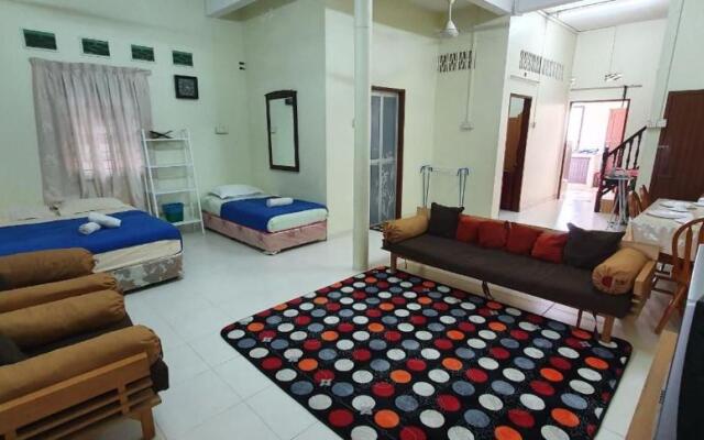 ABAH HOMESTAY Kuala Terengganu