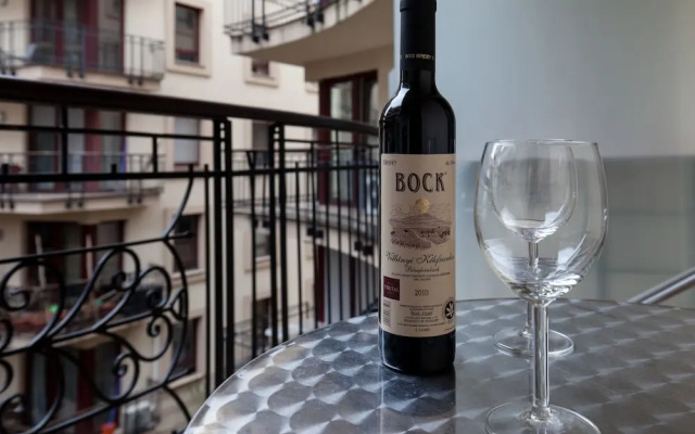 Town Hall Apart-hotel