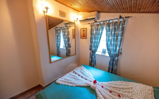 Villa Huzur by Villatatilin