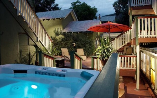 Avenue Hotel Bed and Breakfast