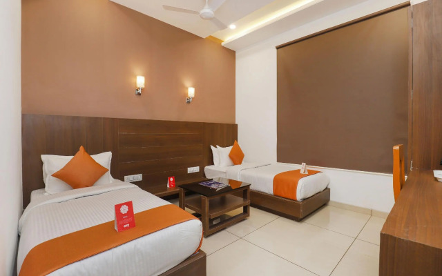 OYO 9687 Hotel Avista