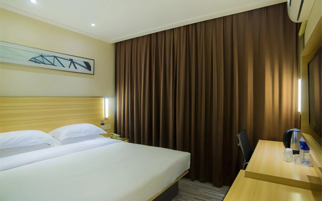 City Comfort Inn Liuzhou Liushi Road