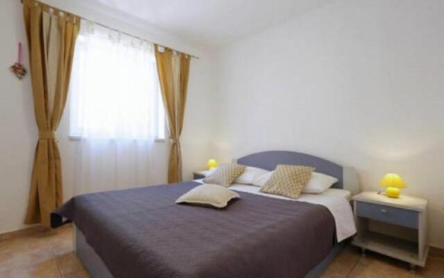 Apartments Mitrović