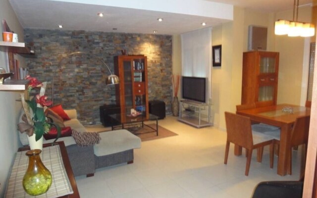 Malaga 101404 4 Bedroom Villa By Mo Rentals