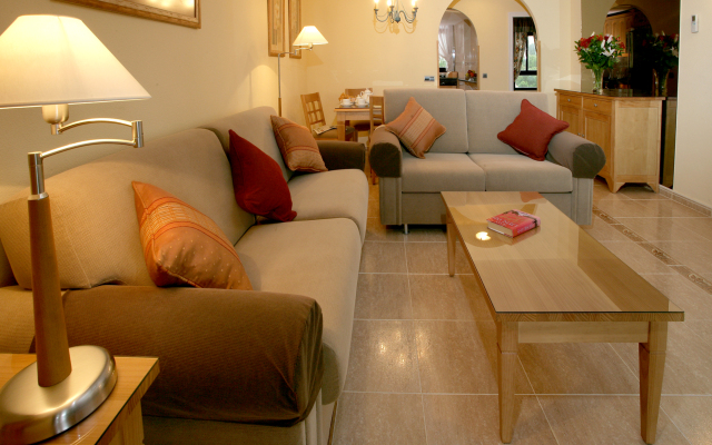 Macdonald Dona Lola Resort