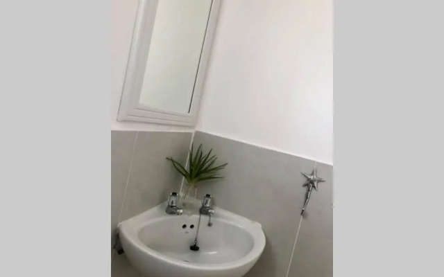 42 Thira - Beautiful Beach apartment