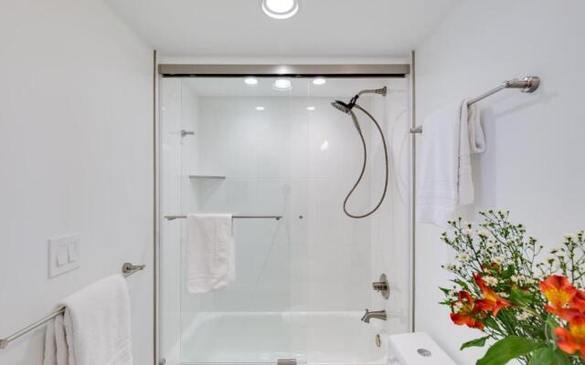 Waikiki Banyan #2603-T1