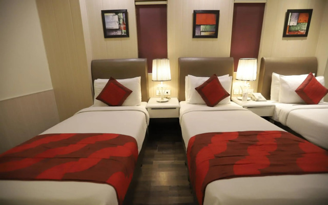 OYO 2637 Hotel Picasso Prive