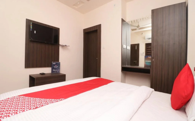 Hotel Royal Palace By OYO Rooms