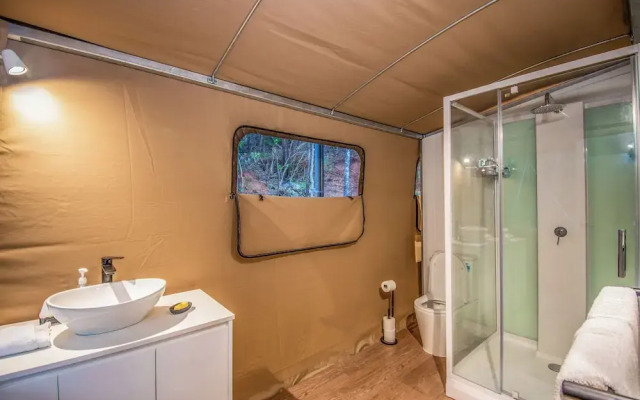 Magnetic Glamping