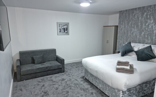 Frames Hotel