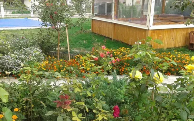 Green House Complex