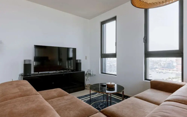 Stylish two Bedroom Apartment in Antwerp