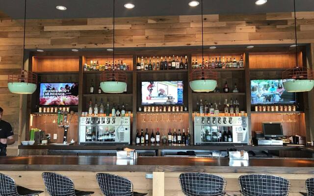 Park City Peaks Hotel