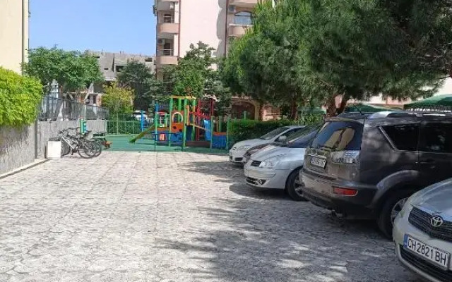 Rose Residence