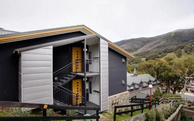 Snowgoose Apartments