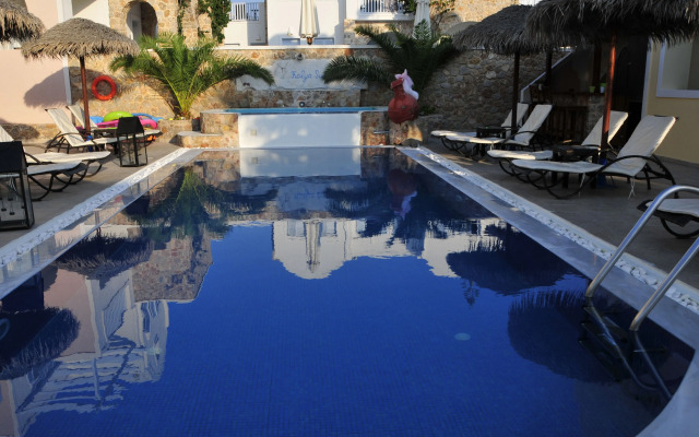 Kalya Suites