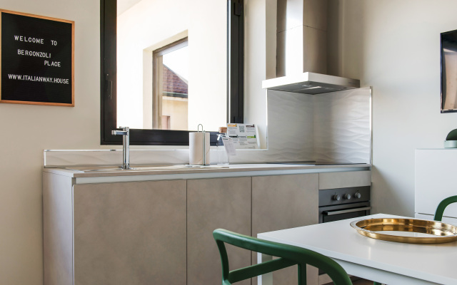 italianway Bergonzoli Place - MONO A - Swimming