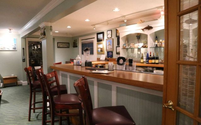 Surfside Hotel and Suites