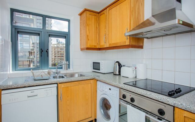 2 Bedroom Flat In East London