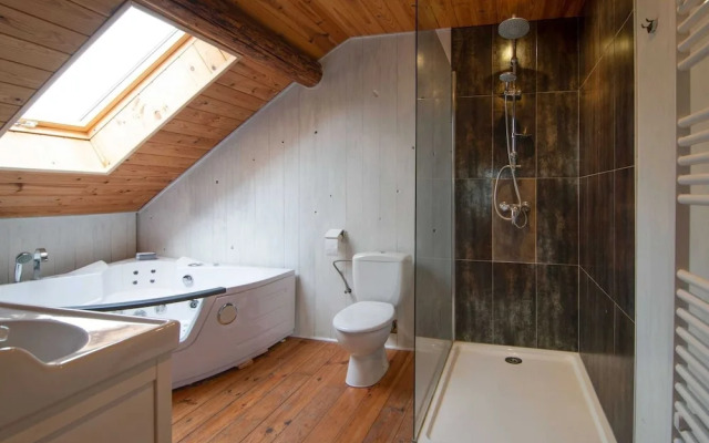 Wonderful Holiday Home in Gouvy with Hot Tub