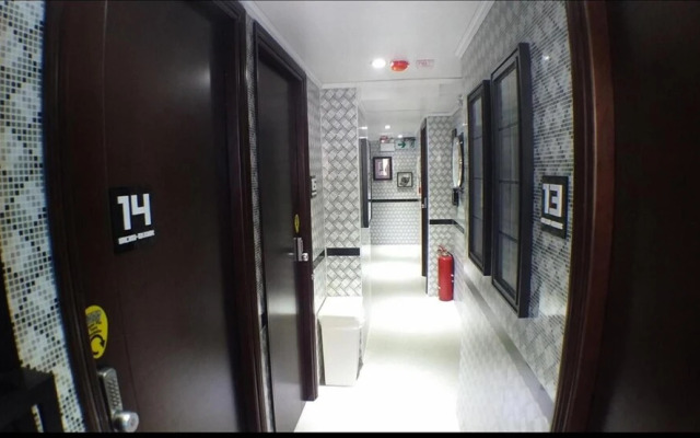 Micro Hotel