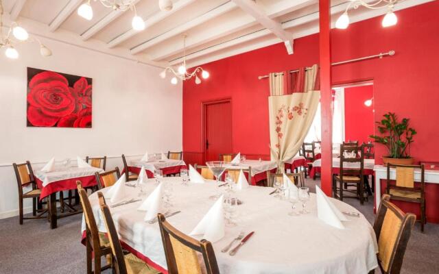 Logis Hôtel Le Cygne