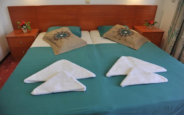 Hotel Heleni Beach